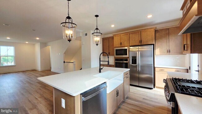 4912 Jackson Vlg Pkwy