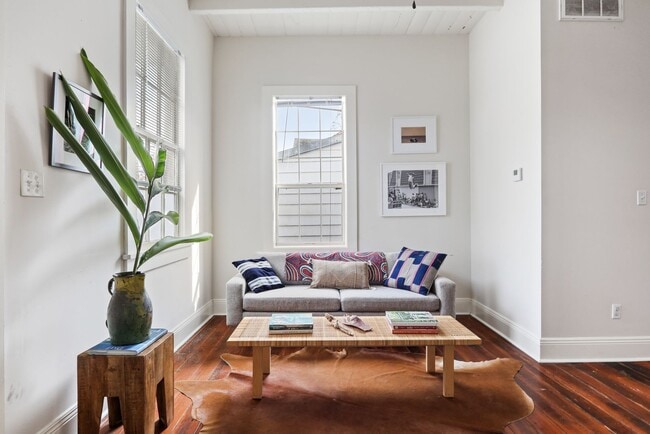 Photo - 1BD/1BA in Bywater, Central Air, W/D in Unit, Private Back Patio. Unit 3616