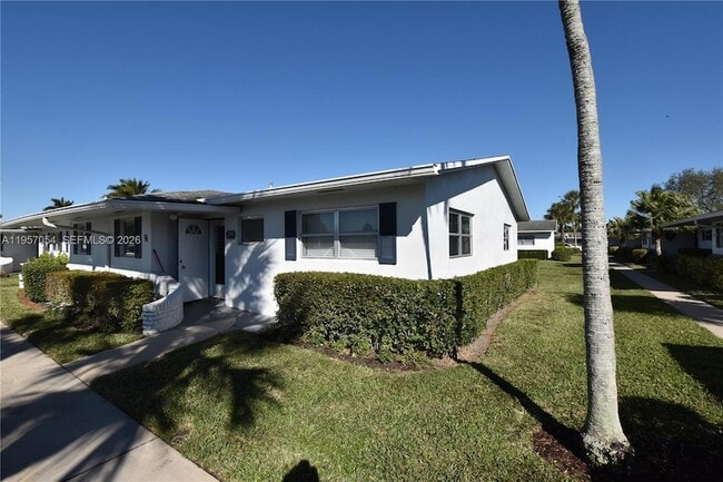 Photo - 2750 Emory Dr W