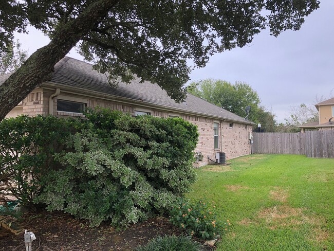 Photo - 3404 Pheasant Ln