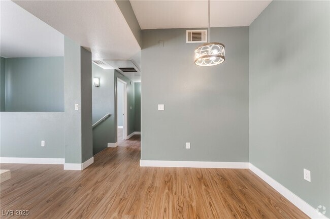 Building Photo - 2131 Hussium Hills St Unit 207 Rental