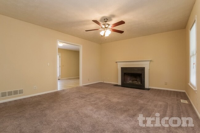 Photo - 252 Elizabeth Dr