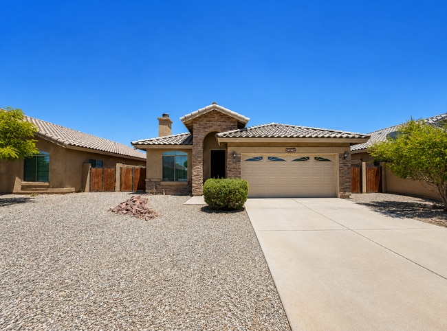 Building Photo - "Well-maintained 3-Bedroom, 2-Bathroom Home!"