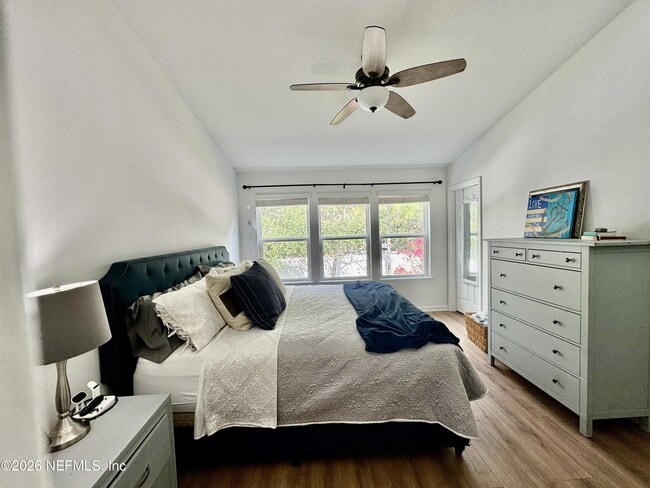 Building Photo - 6789 Roundleaf Dr