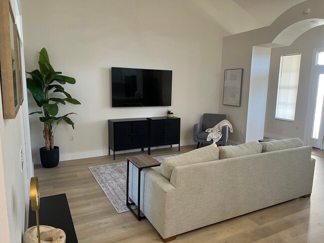 Photo - 37015 Waldo Dr