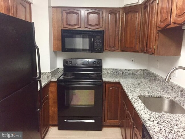 Photo - 1077 30th St NW Unit 414