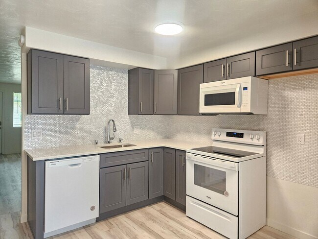 Photo - 1105-1109 W 14th Ave Unit 1105 - Callahan