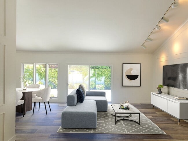 Photo - 875 Arcturus Cir