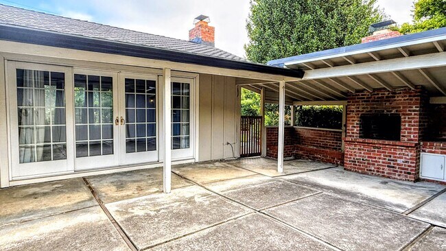 Photo - 3BD/2BA Willow Glen Single-Family Home with Spacious Layout