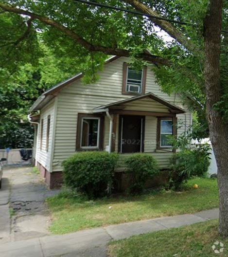 Building Photo - 19 6th St Rental