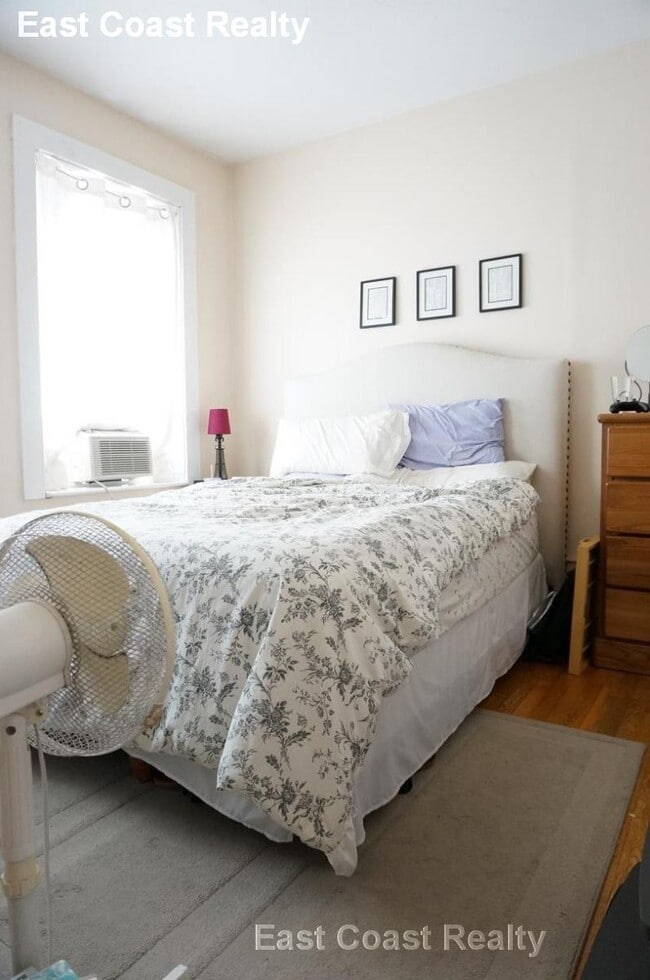 Building Photo - 79 Gordon St Unit 8