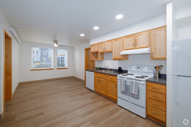 2BR 1BA - 709SF - Kitchen & Living Room