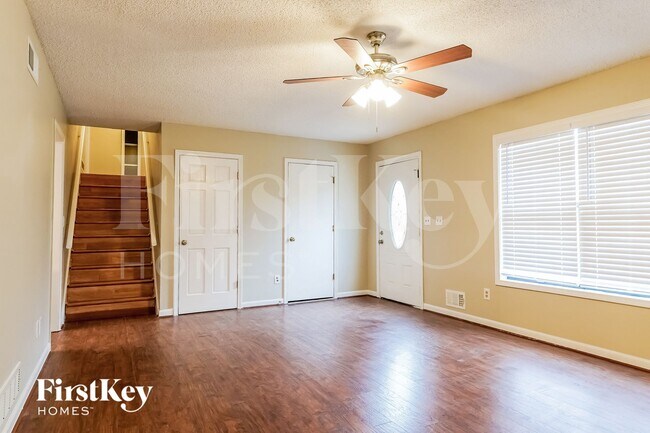 Photo - 182 Powder Creek Ct