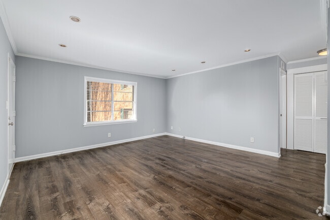 2BR, 2BA - 1,000SF - Living Room - 3057 Pharr Court Condos