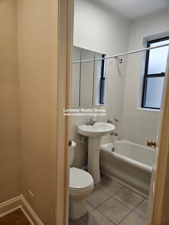 Photo - 839 W Sheridan Rd Condominio Unidad 310