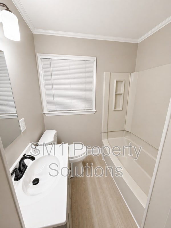 Photo - 1235 Elmer St