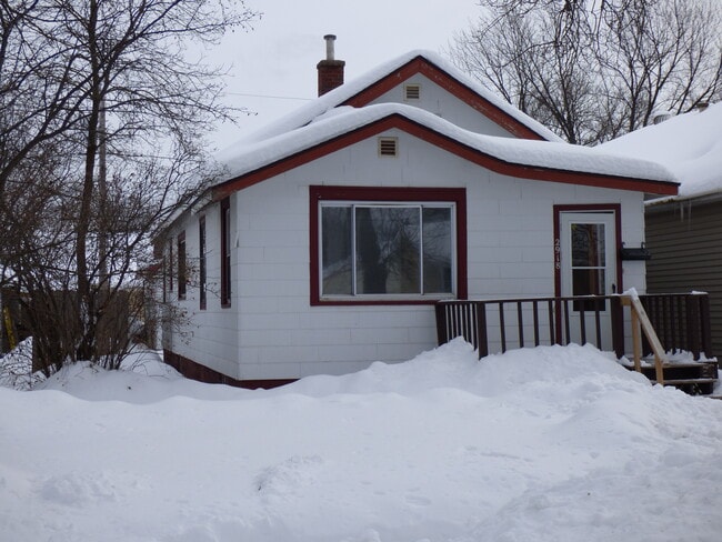 Photo - 2918 2nd Avenue east