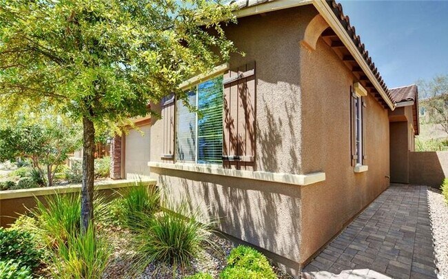 Photo - 443 Astillero St