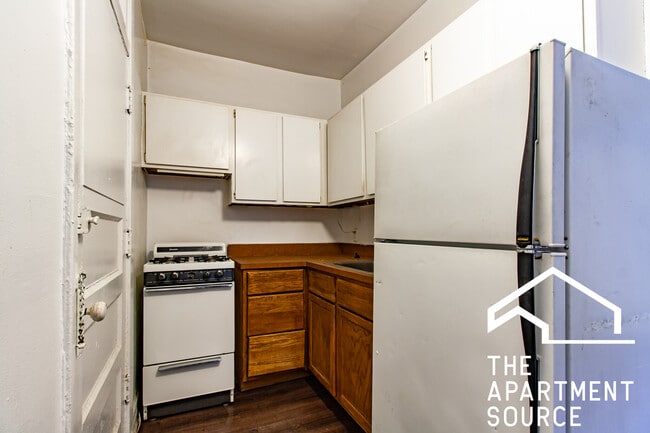 Photo - 3034 N Halsted St Unidad 1C