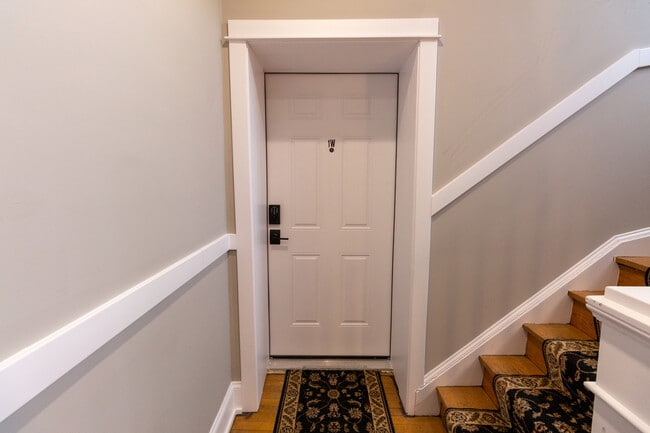 Photo - 3643 W School St Unidad 1W