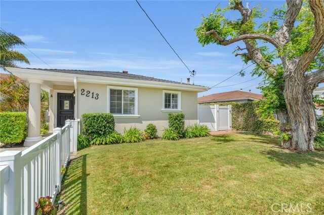 Photo - 2213 Bataan Rd