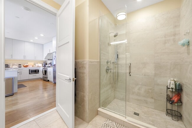 Photo - 15 Somerset Ln Unit 111