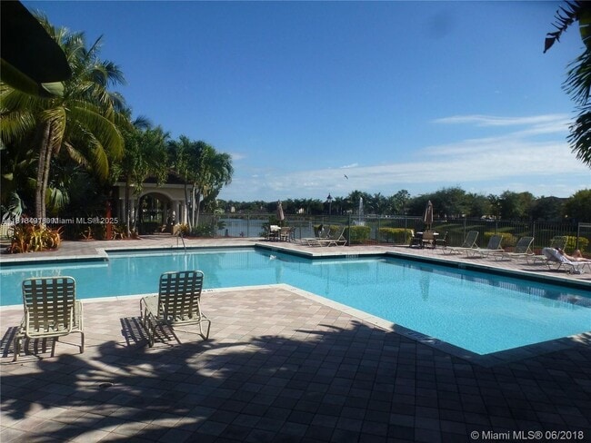 Photo - 2474 Centergate Dr