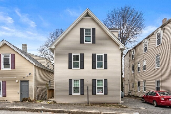 Building Photo - 52 Elliot St Unit 3 Rental