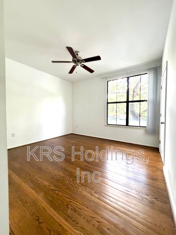 745 Walker Square Unit 2D