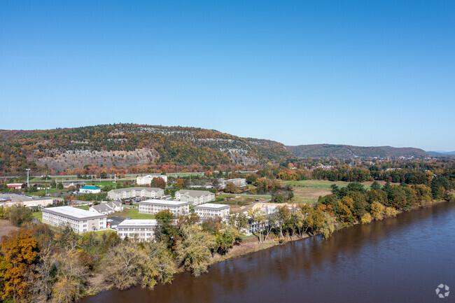 Aerial - Paddlers Point Rental