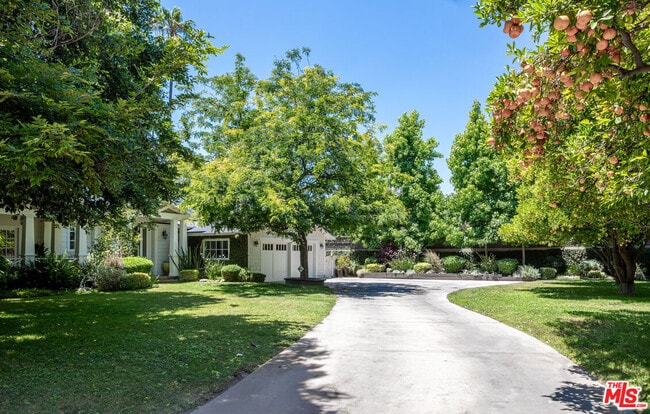 Photo - 4537 Agnes Ave