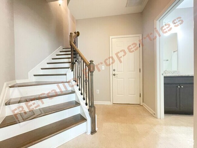 Building Photo - Beautiful End Unit 3 Story 4 bedroom, 3.5 ... Rental