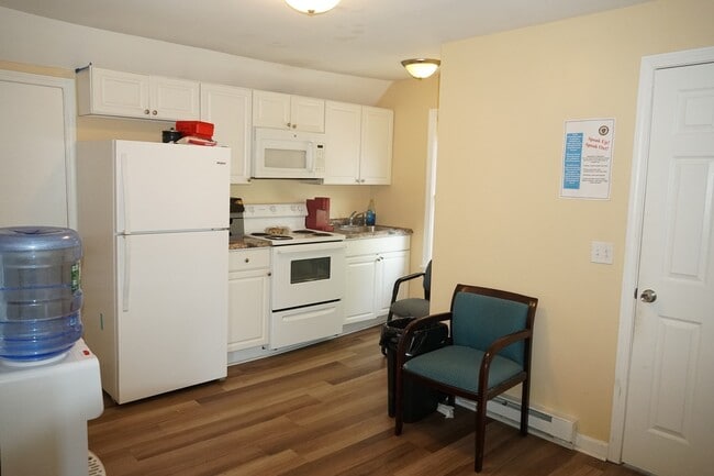 170 Middleboro Ave Unit 3