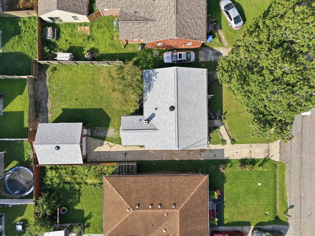 Photo - 727 Osborn Ave