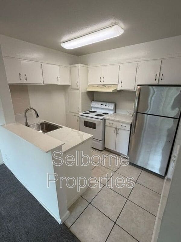 Photo - 407 Fairmount Ave