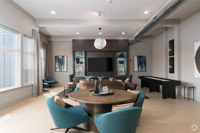 Salón - The Edison at Bozeman Gateway