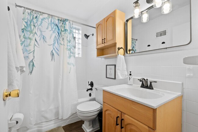 Photo - 7239 Dartmouth Ave Unit n/a