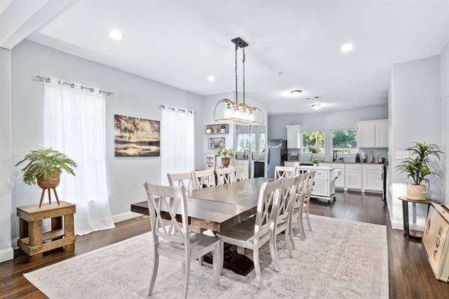 Photo - 614 N Winnetka Ave