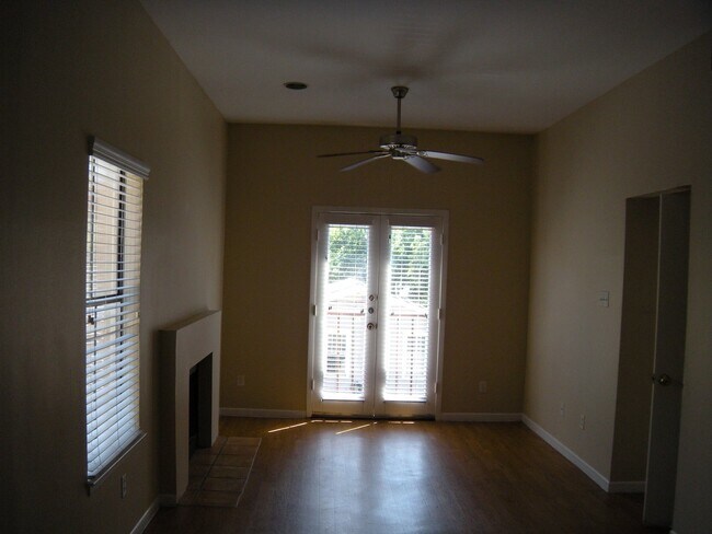 Photo - K241 - Sabinal #301 Unidad 301