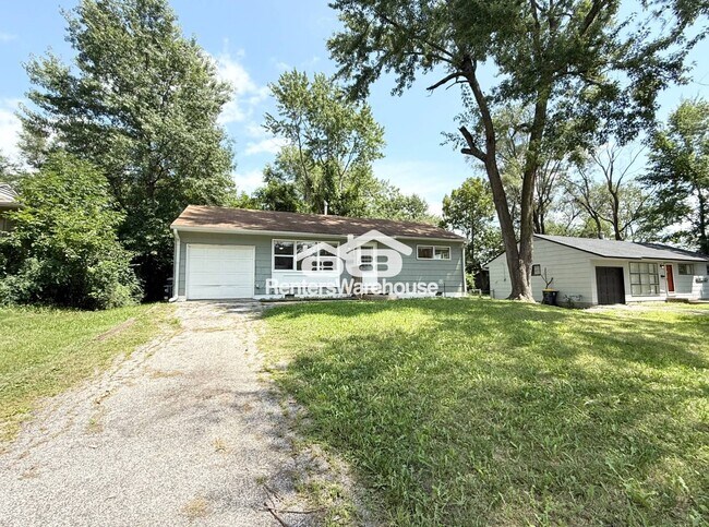 Photo - 11413 Eastern Ave