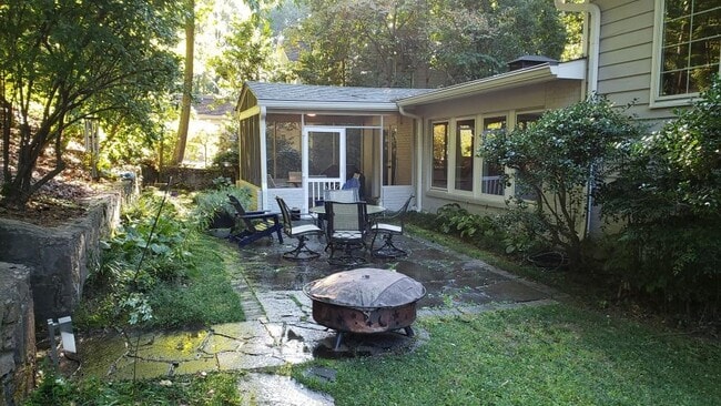 Photo - 3857 Land O Lakes Dr NE