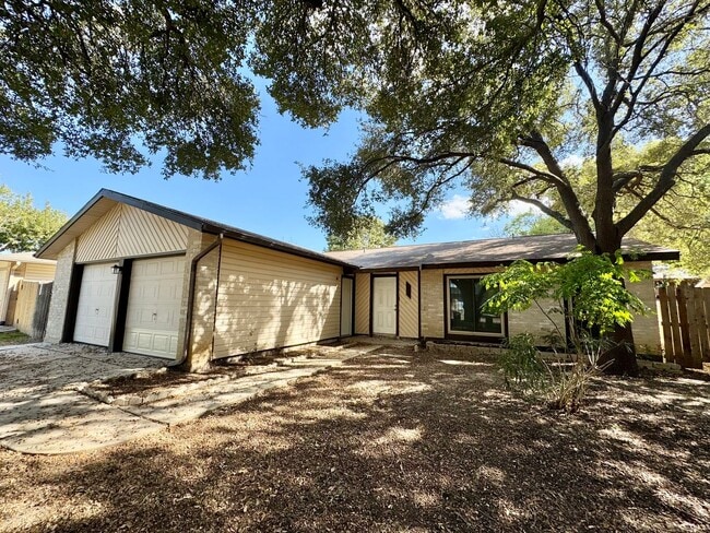 Photo - *COMING SOON* Beautiful 3-Bedroom/ 2 Bath REMODELED Home!