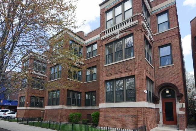 Photo - 2319 N Kedzie Blvd Condo Unit R4