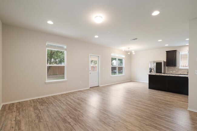 Photo - 10402 Abana Way
