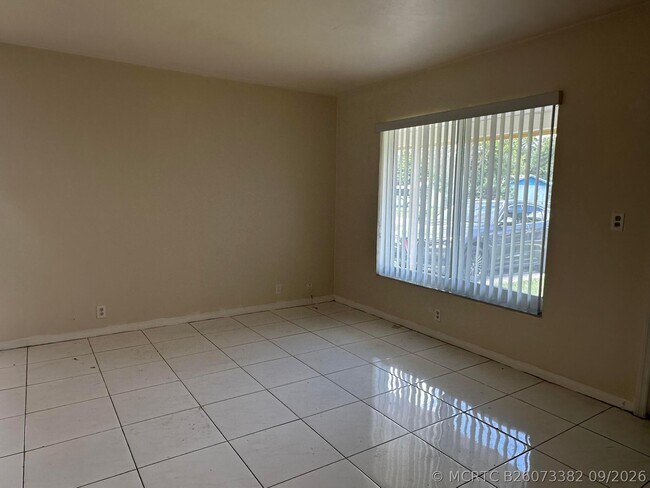 Photo - 1316 NW 15th Pl