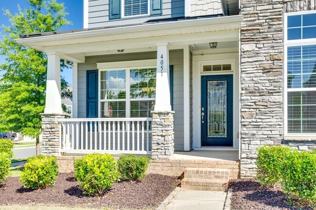 Photo - Beautiful 4-bed, 3.5 bath with Primary on the main level in Cameron Creek of Fabulous Fort Mill!