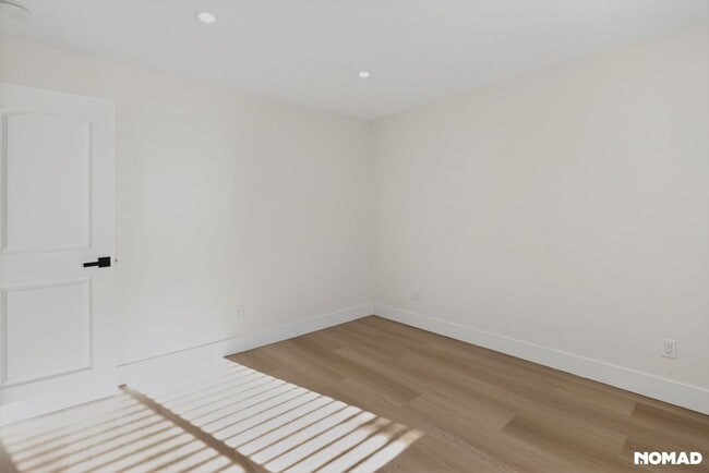 Photo - 212 E Florence Ave