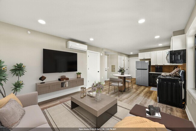 Building Photo - 558 Communipaw Ave Unit 202