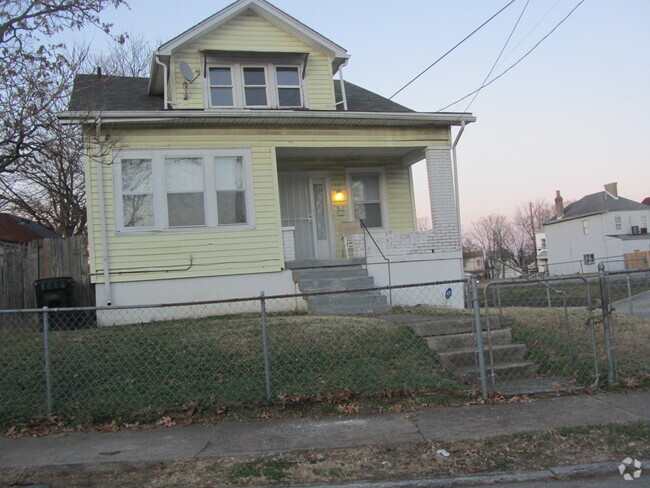 Building Photo - 2101 Saint Xavier St Unit 1F Rental