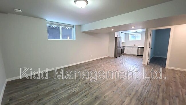 Building Photo - 6285 Monterey Rd W